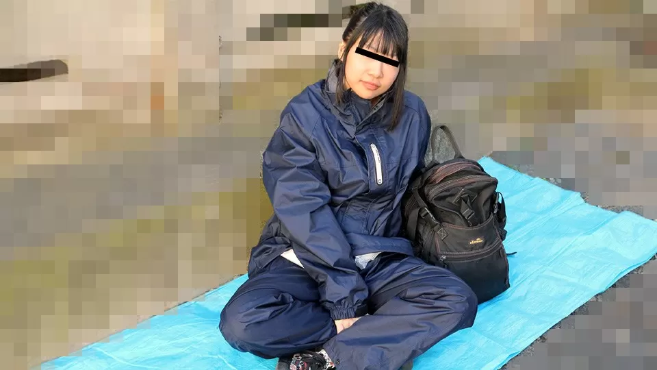 011921_01 Ayase Yui Backpacker Homeless Girl